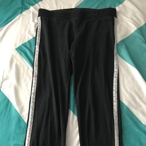 Victoria’s Secret PINK leggings